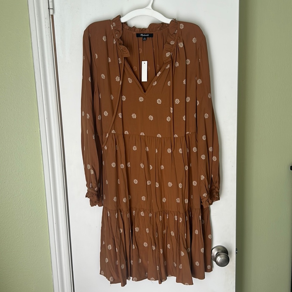 Adorable dress by Madewell. New with tags. Size medium